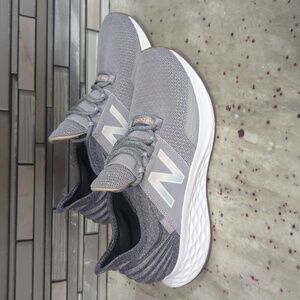 Women's New Balance shoes